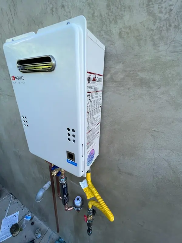Tankless water heater installation for Carlton homes